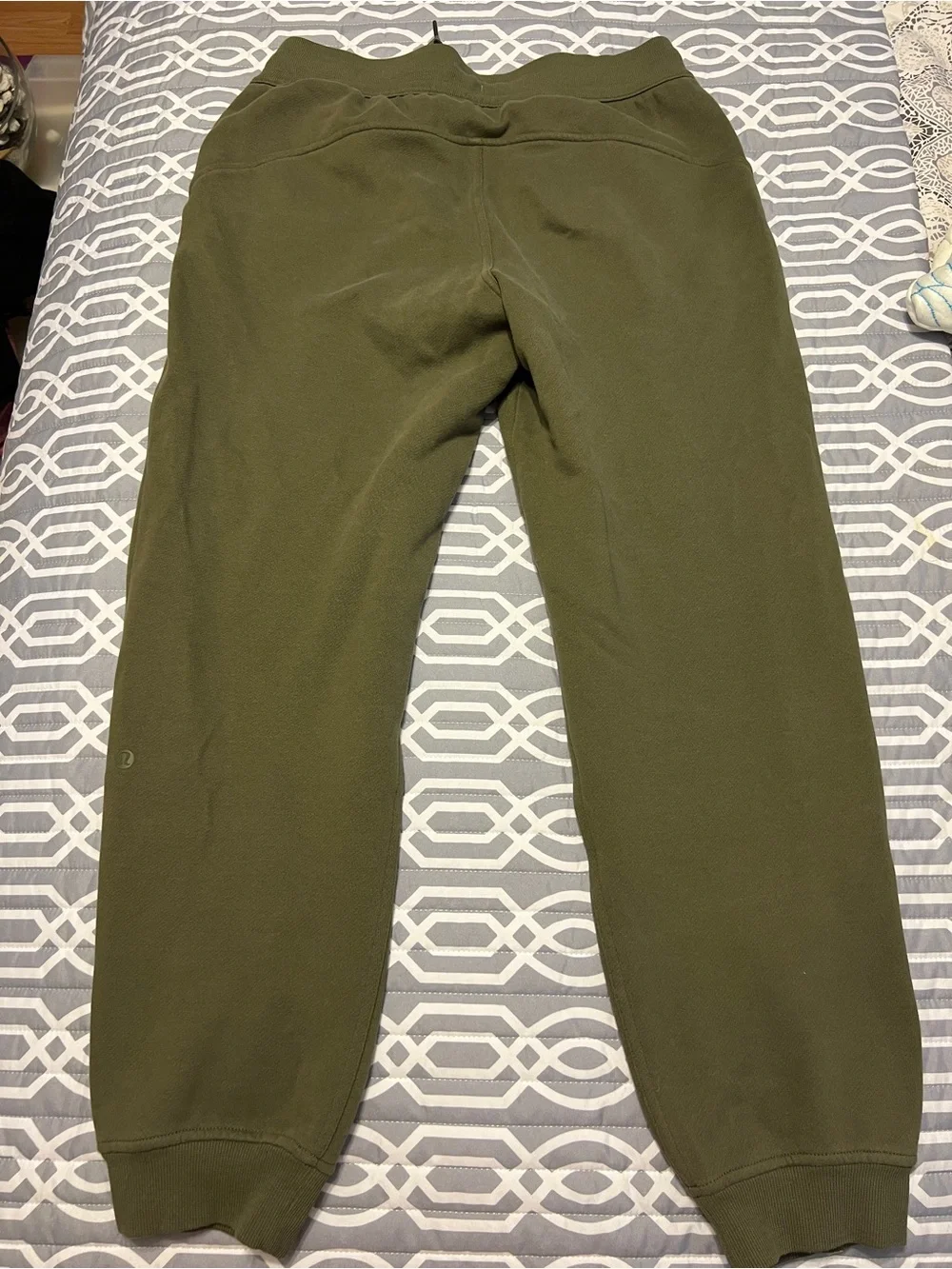 Lululemon Scuba Joggers 28 inch inseam